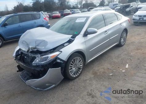 2018 Toyota Avalon Limited z USA, uszkodzony, nr VIN 4T1BK1EB4JU273127